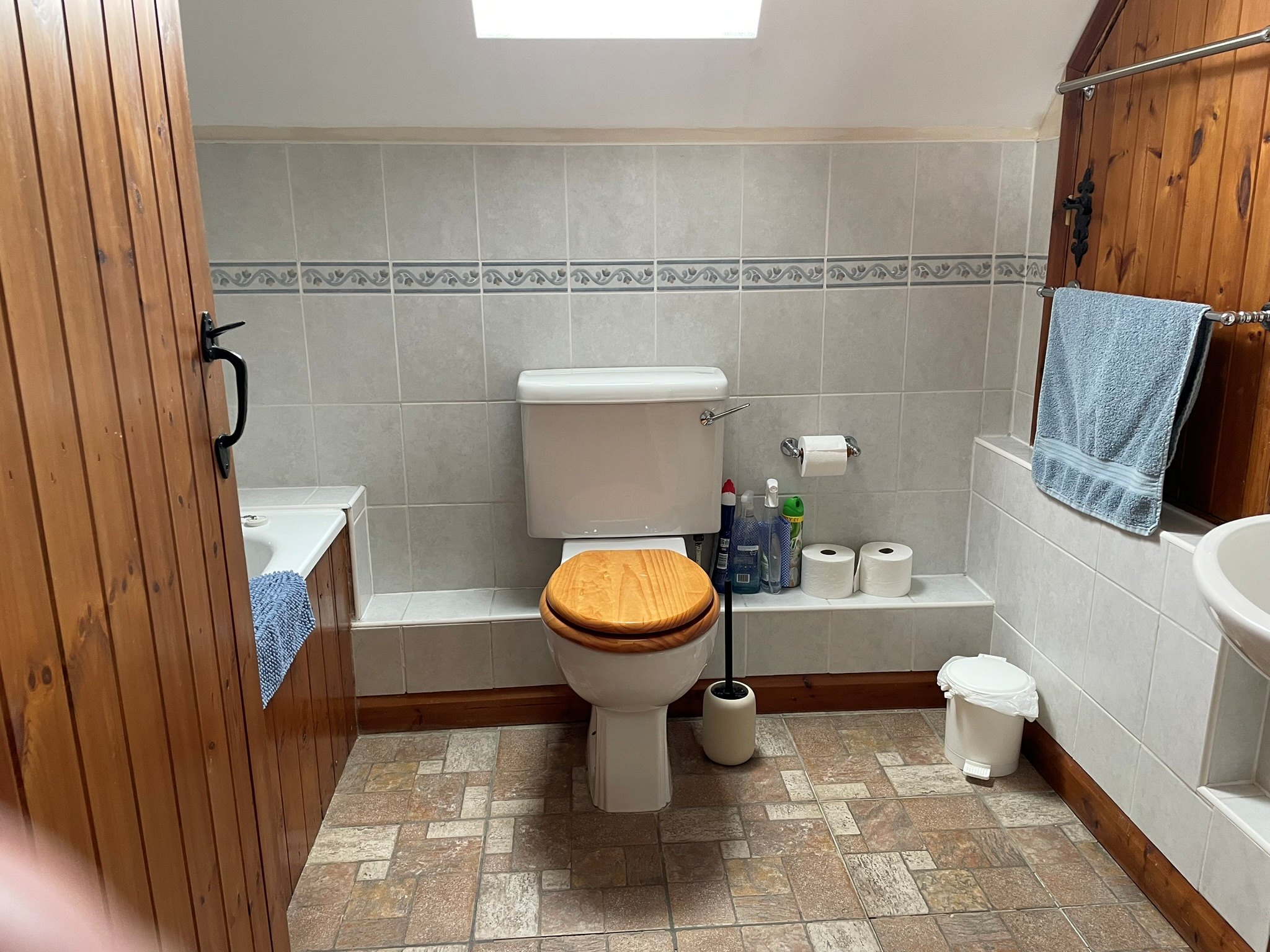Barn Bathroom